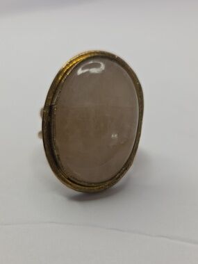 Quartz Adjustable Goldtone Ring Currently At Size 11